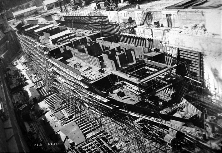 Tahitien under construction